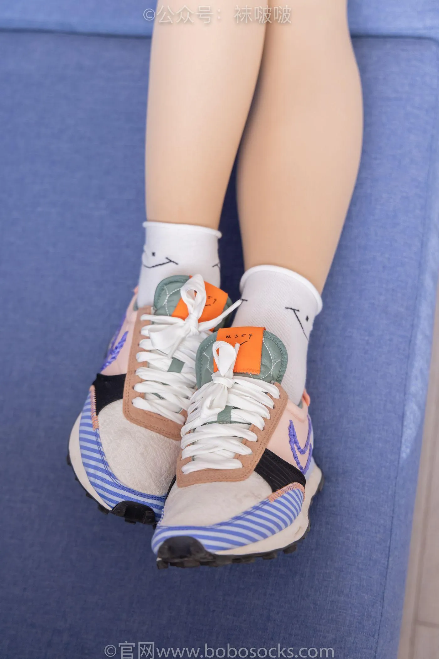 [BoBoSocks袜啵啵]NO.062 涵涵-运动鞋、白棉袜、厚肉丝 [145P]插图6